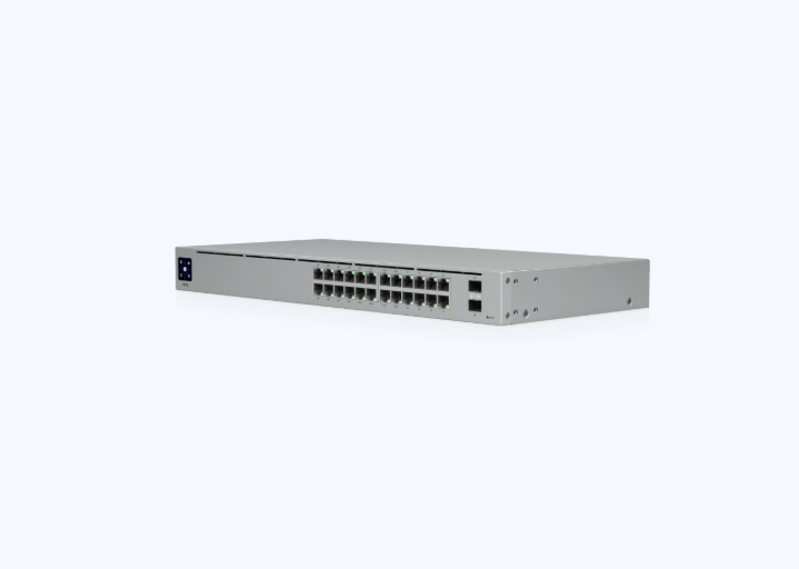 Switch UniFi Capa 2 / 24 Puertos Gigabit / 16 Puertos PoE+ 802.3af/at / 95W Total / 2 Puertos SFP 1G / Pantalla LCM / Sin Ventilador